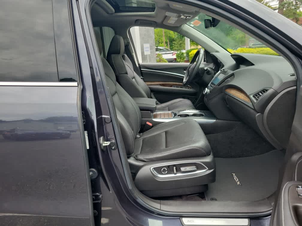 Used 2020 Acura MDX w/ Technology Package AWD/4WD image 28