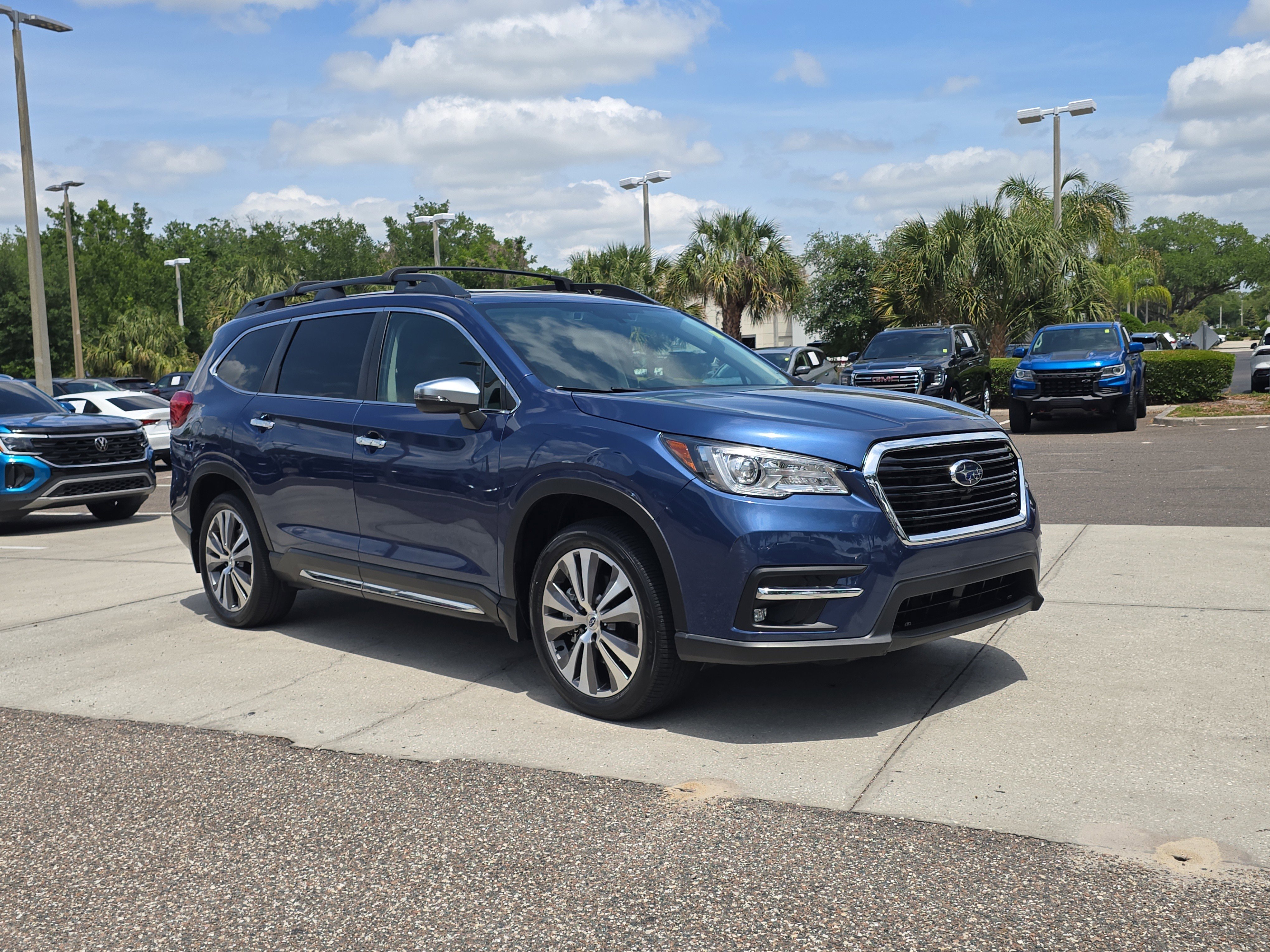 Used 2020 Subaru Ascent Touring w/ Popular Package #2A AWD/4WD image 2