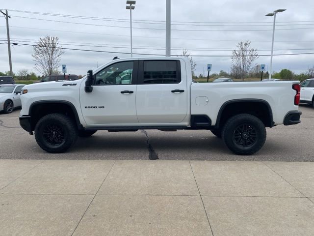 Used 2025 Chevrolet Silverado 2500 ZR2 w/ LPO, Dark Essentials Package AWD/4WD image 8