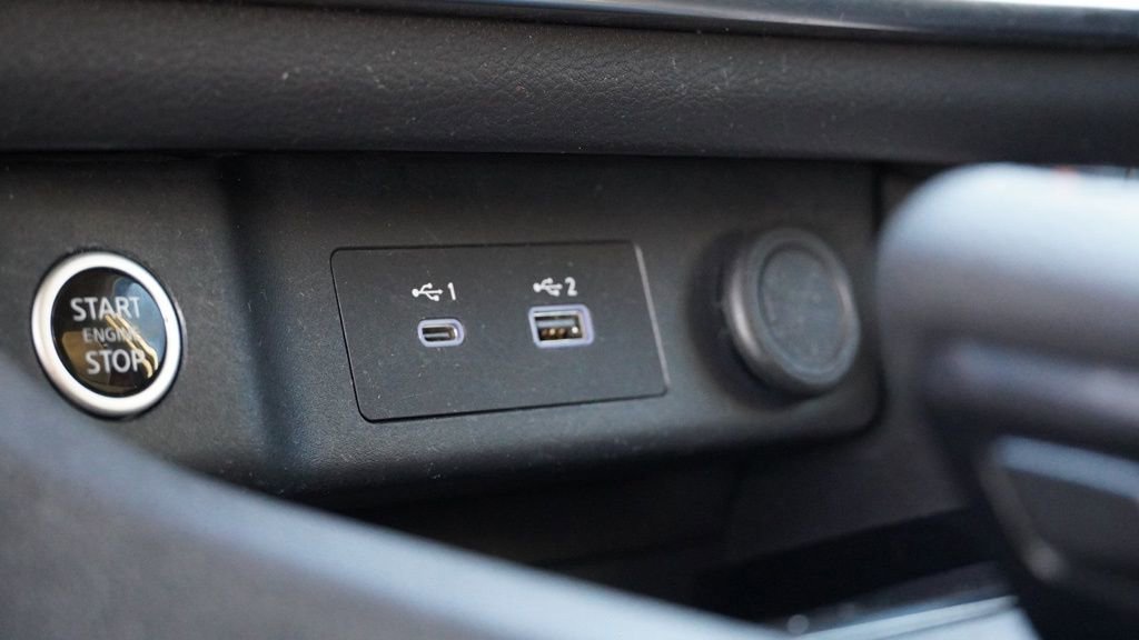 Used 2023 Nissan Rogue S image 35