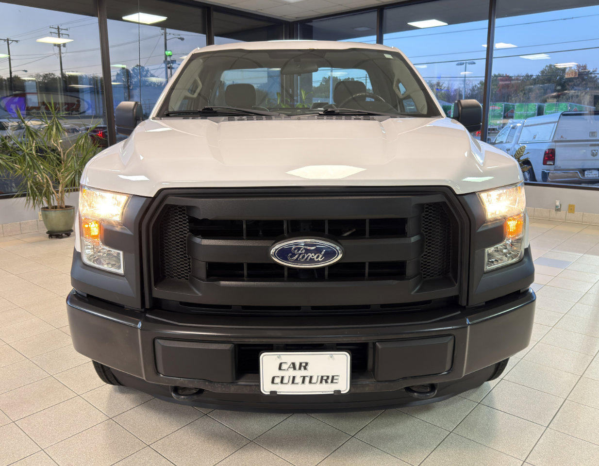 Used 2016 Ford F150 XL w/ Equipment Group 101A Mid image 4