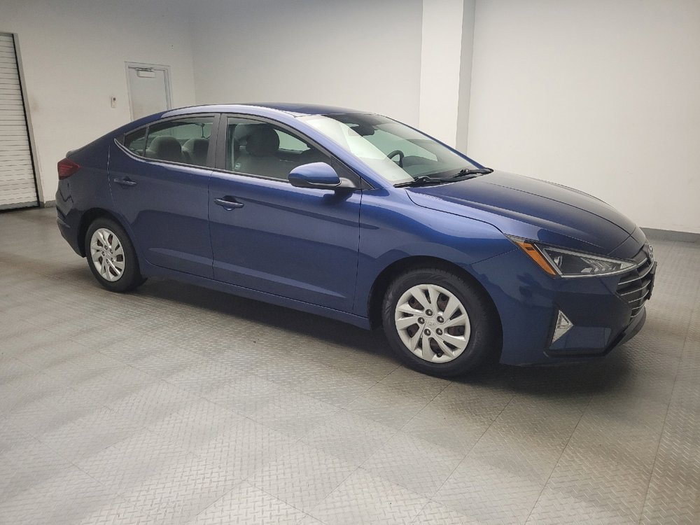Used 2020 Hyundai Elantra SE FWD image 11