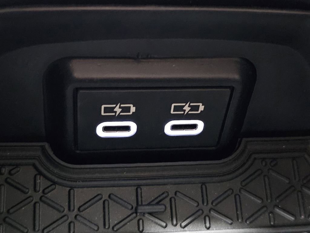 Used 2023 Toyota RAV4 XLE image 14