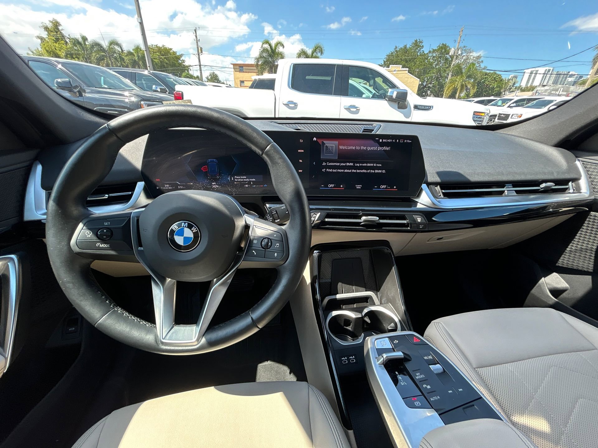 Used 2025 BMW X1 M35i w/ M Sport Professional Package image 26