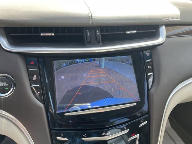 Used 2014 Cadillac XTS Platinum image 20