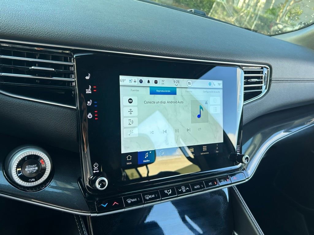 Certified 2024 Jeep Wagoneer L Base image 53