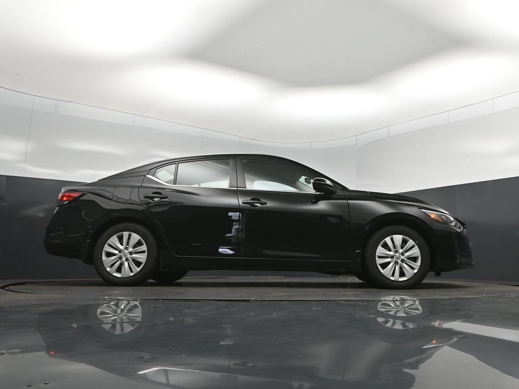 Used 2025 Nissan Sentra S FWD image 43