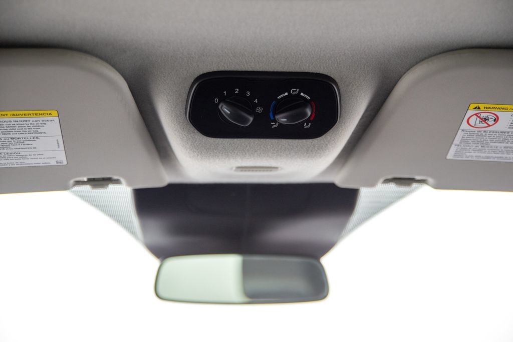 Used 2016 Ford Transit 150 XL RWD image 14