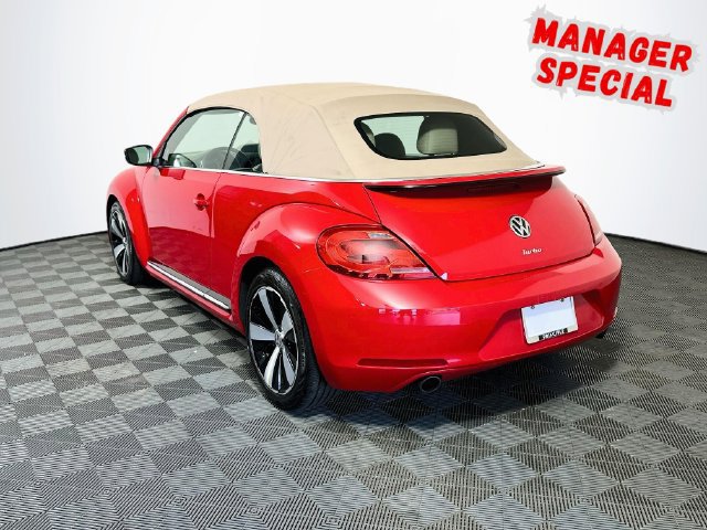 Used 2013 Volkswagen Beetle Turbo FWD image 6