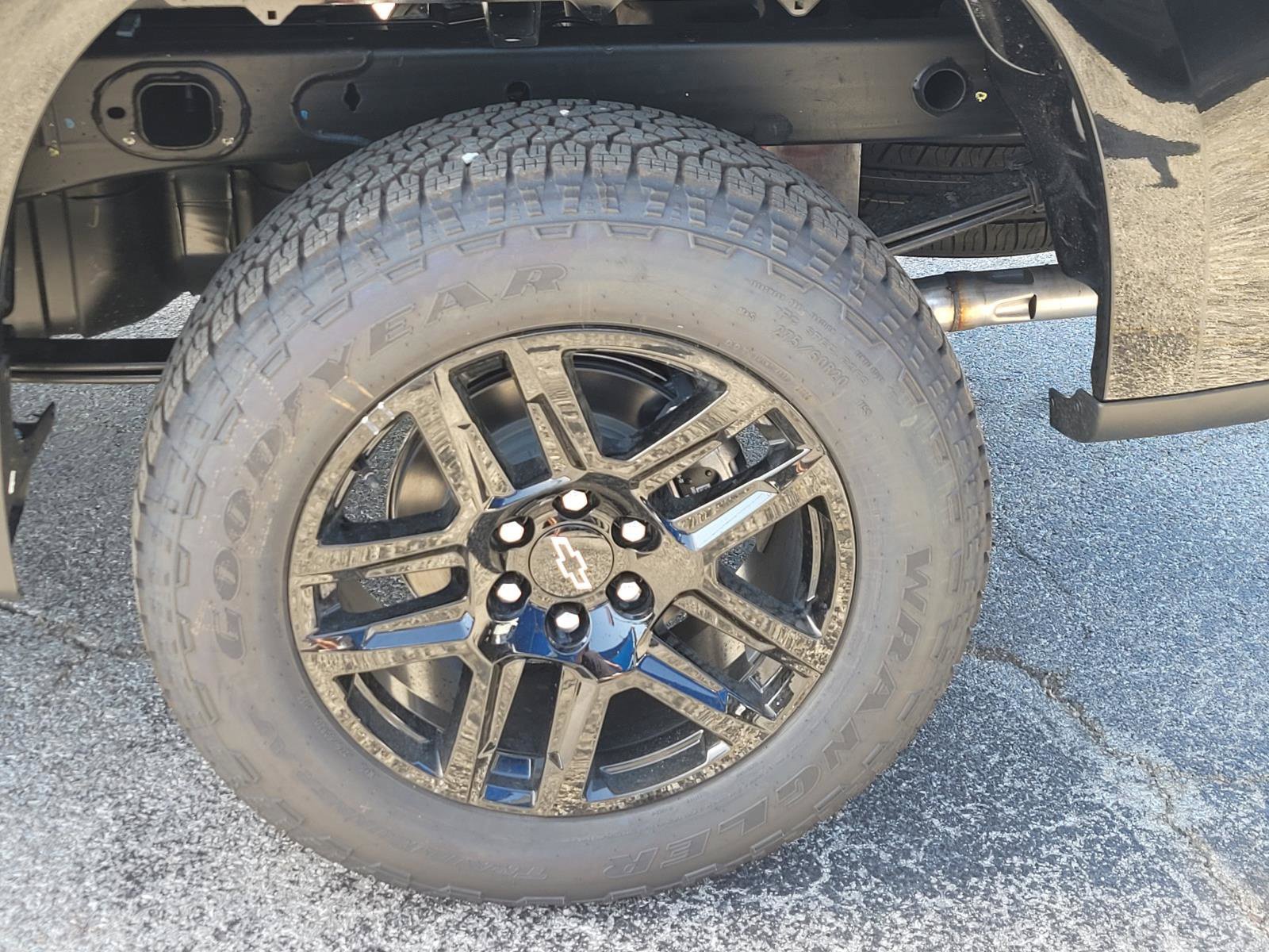 New 2026 Chevrolet Silverado 1500 LT Trail Boss w/ Convenience Package II AWD/4WD image 4