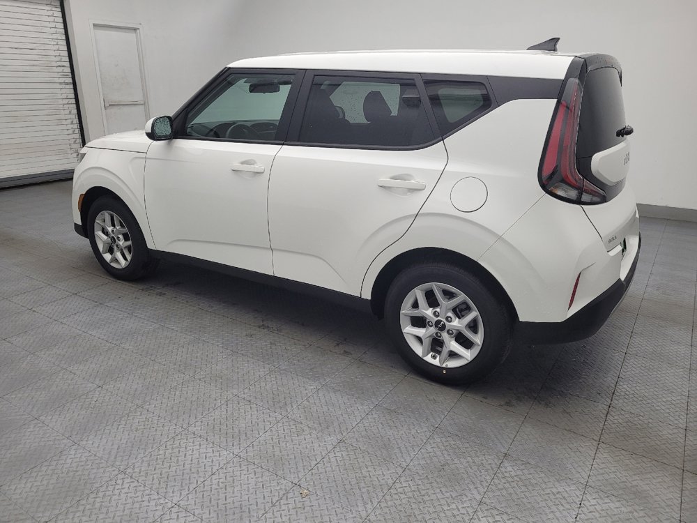 Used 2025 Kia Soul S image 3