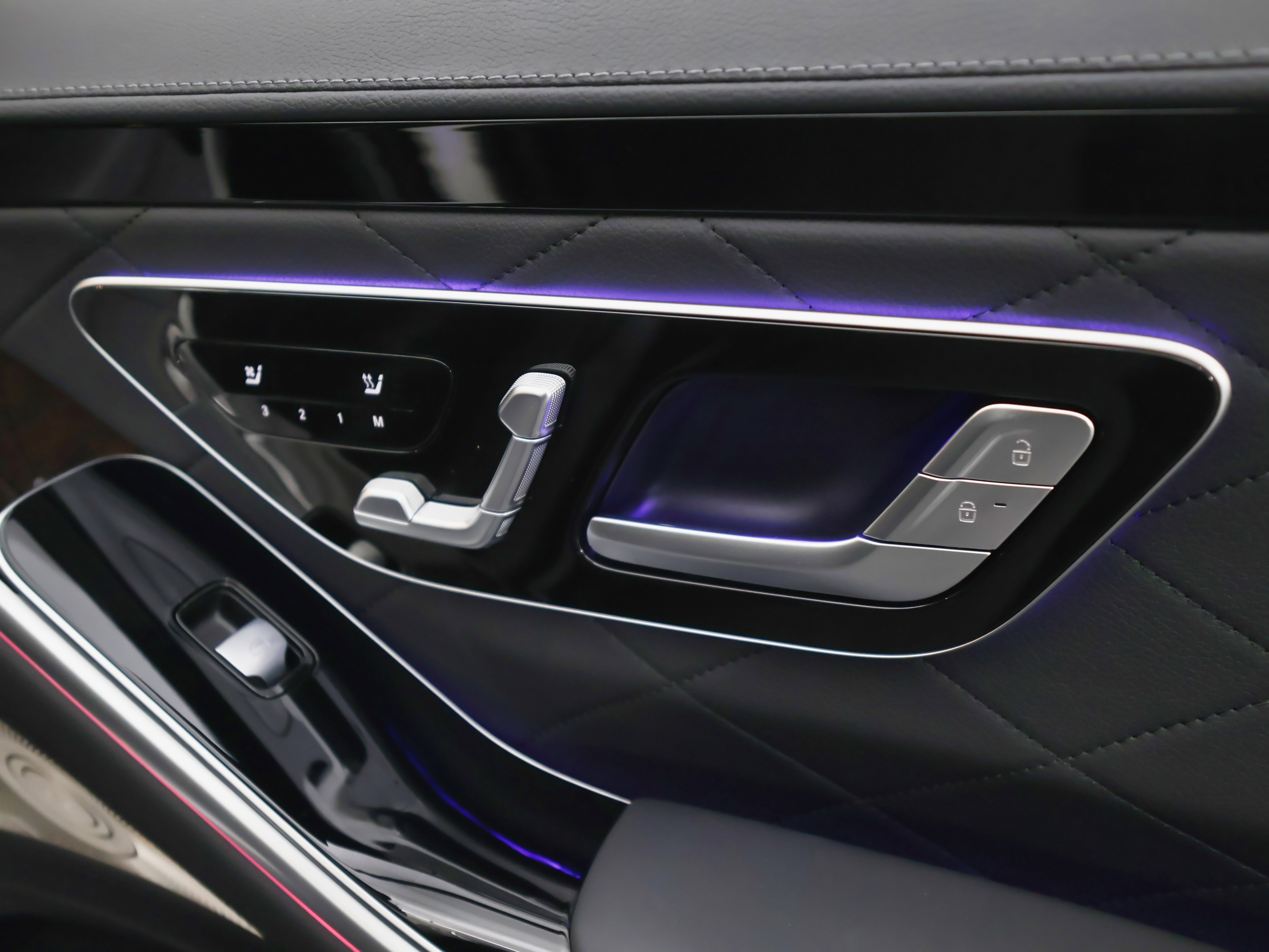 Used 2023 Mercedes-Benz S 580 4MATIC Sedan image 53