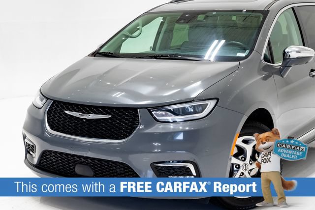 Used 2021 Chrysler Pacifica Limited w/ Premium & Safety Sphere Group AWD/4WD image 2