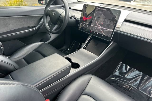Used 2020 Tesla Model Y Performance image 19