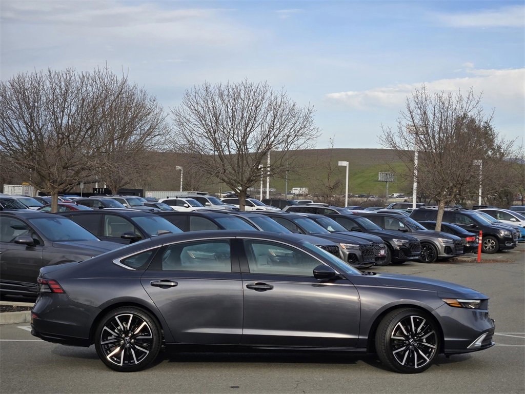 New 2025 Honda Accord Touring image 3