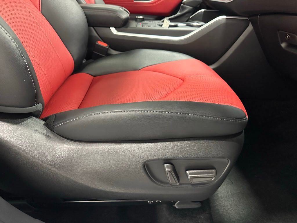 Used 2025 Toyota Highlander XSE image 61