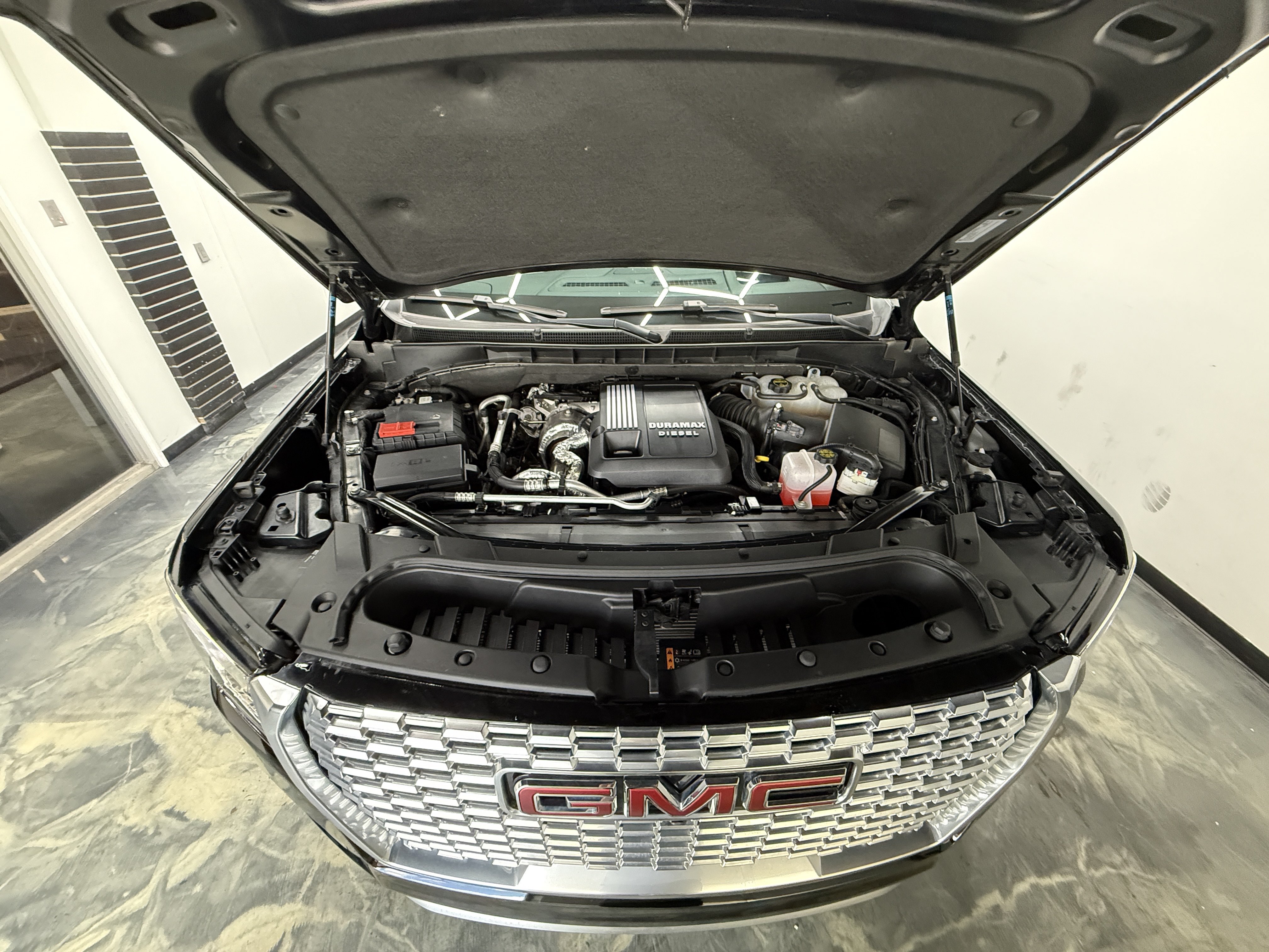 Used 2024 GMC Yukon Denali w/ Max Trailering Package AWD/4WD image 35