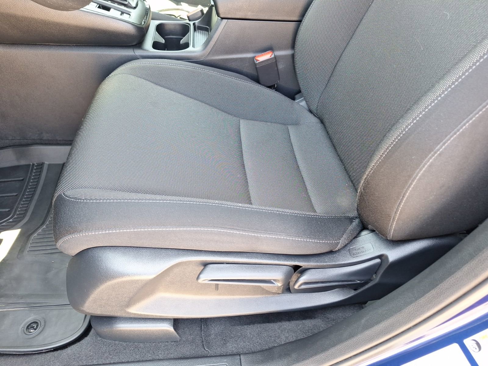 Used 2023 Honda CR-V LX image 15