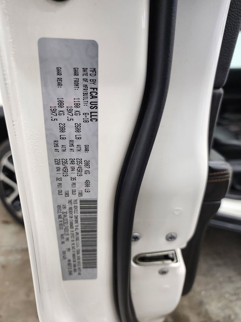 Used 2018 Jeep Compass Limited image 40