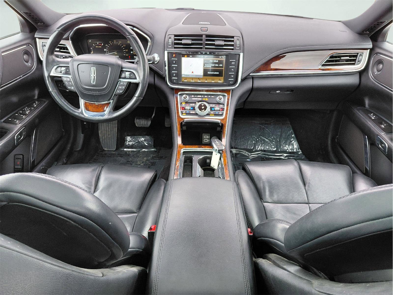 Used 2018 Lincoln Continental Reserve image 38