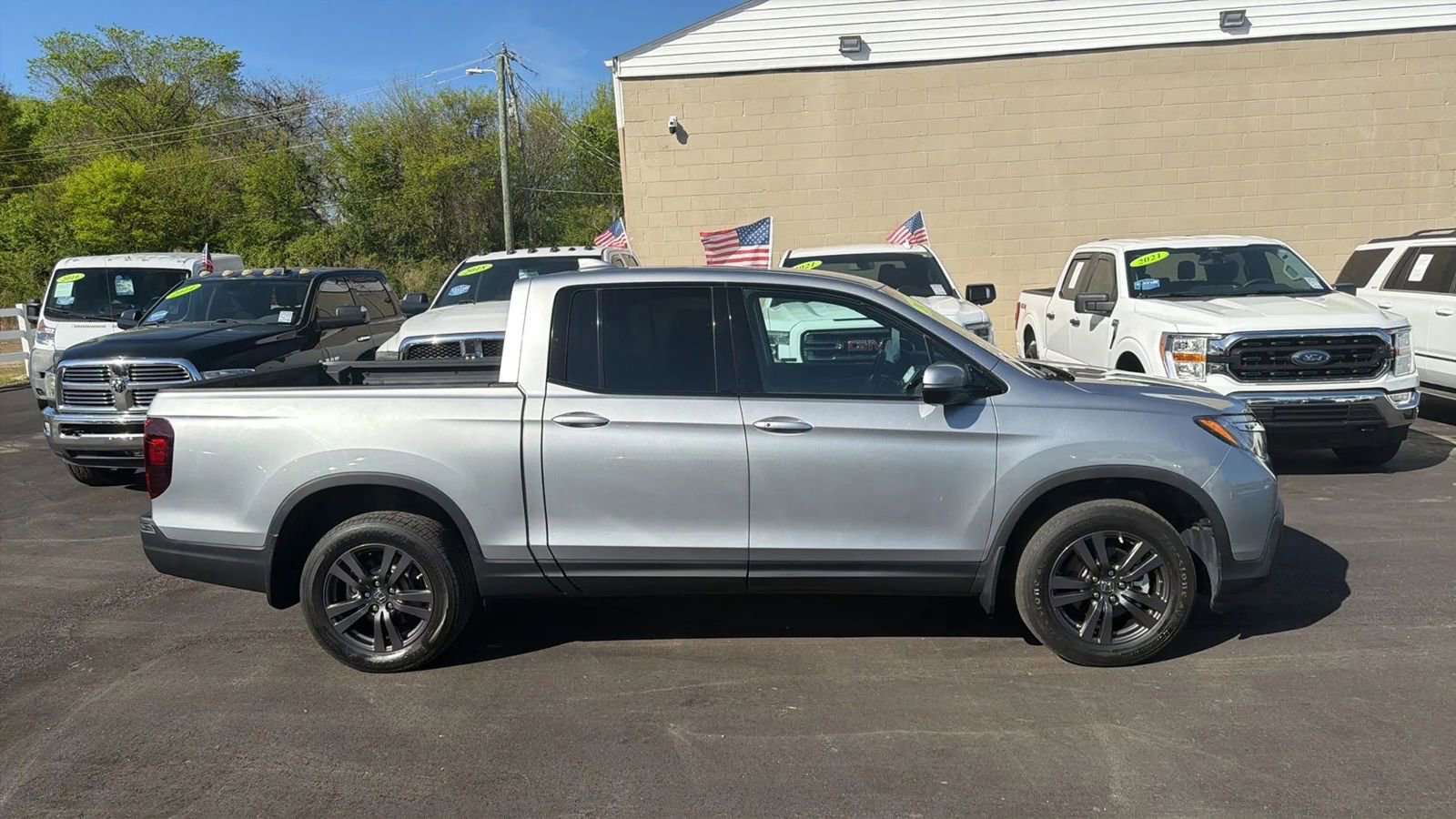 Used 2020 Honda Ridgeline Sport image 8