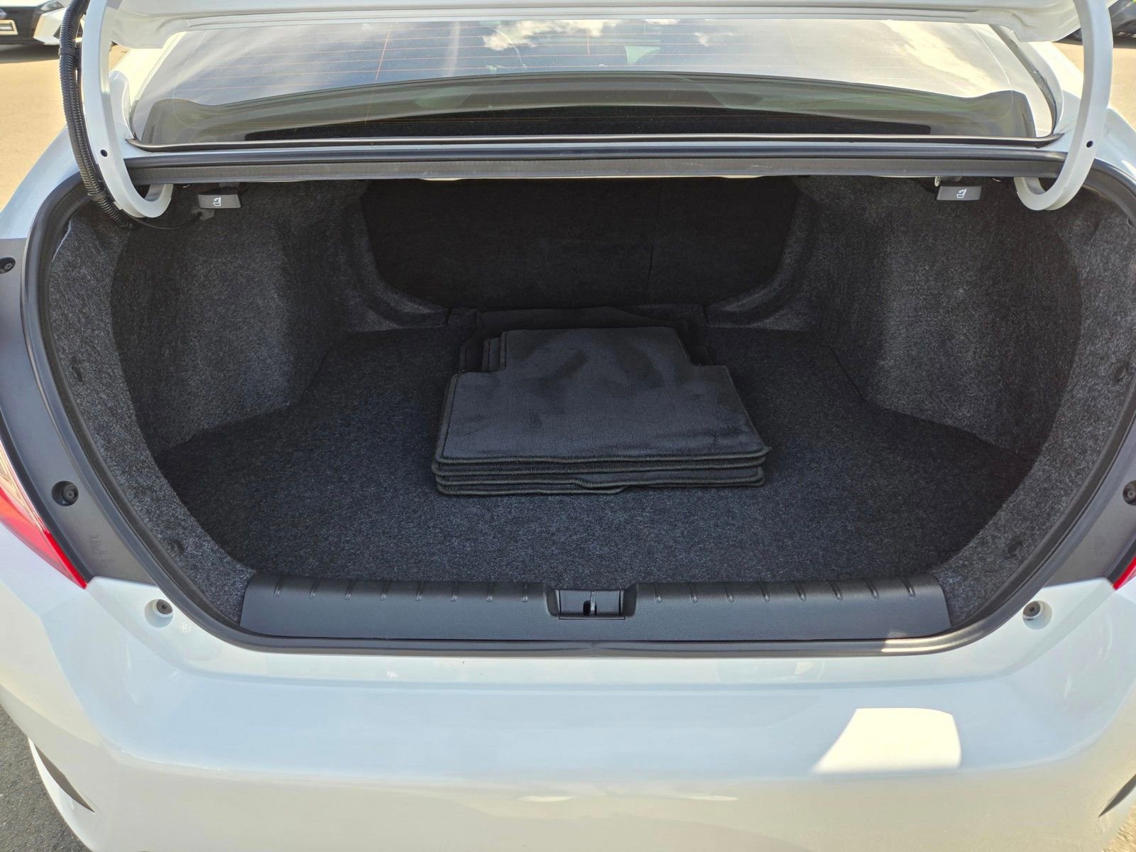Used 2021 Honda Civic Sport image 10