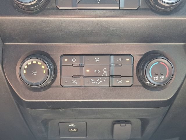 Certified 2022 Ford F550 4x4 Crew Cab Super Duty w/ Power Equipment Group image 15