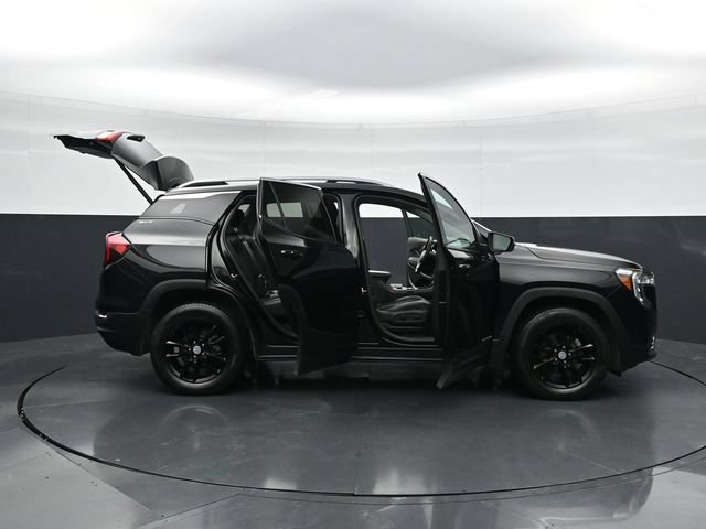 Used 2023 GMC Terrain SLT w/ Infotainment Package II AWD/4WD image 49