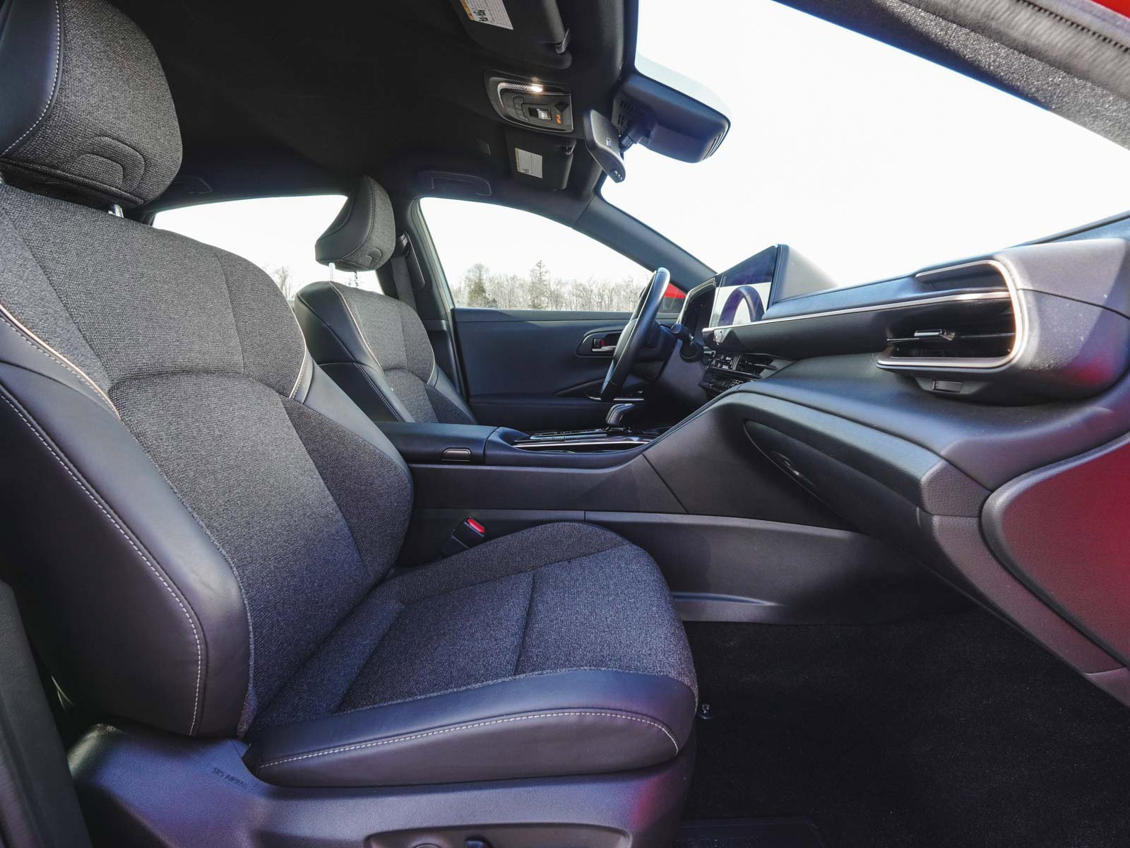 Used 2024 Toyota Crown XLE image 39