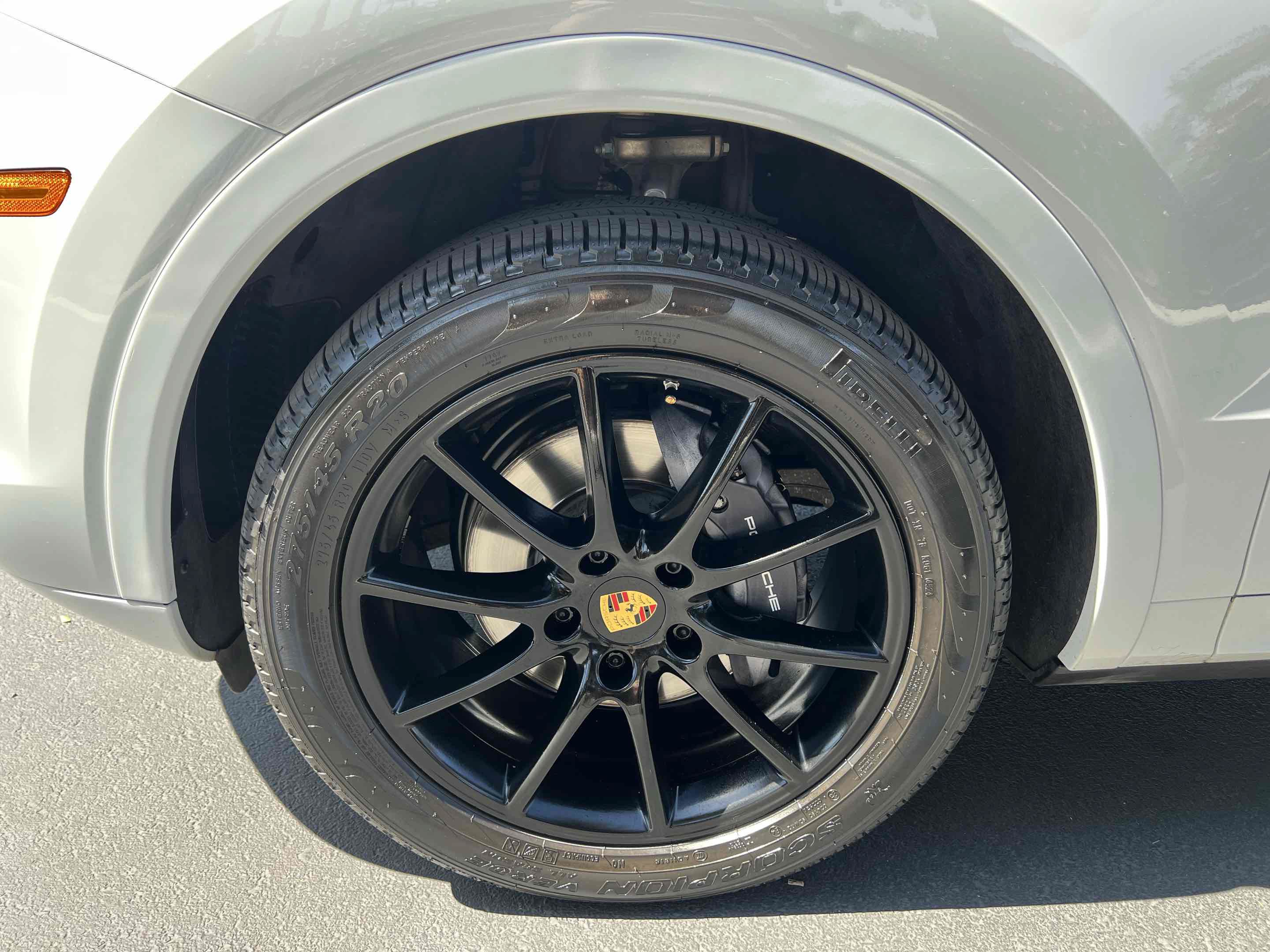 Used 2019 Porsche Cayenne AWD/4WD image 63