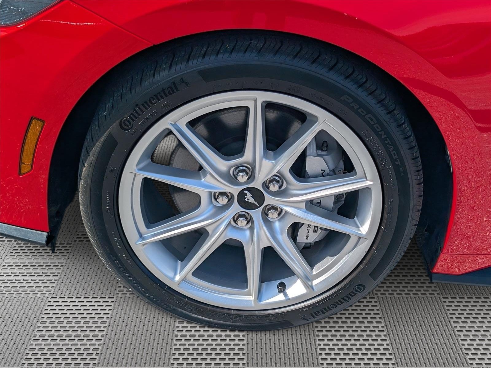 Used 2025 Ford Mustang GT Premium RWD image 11