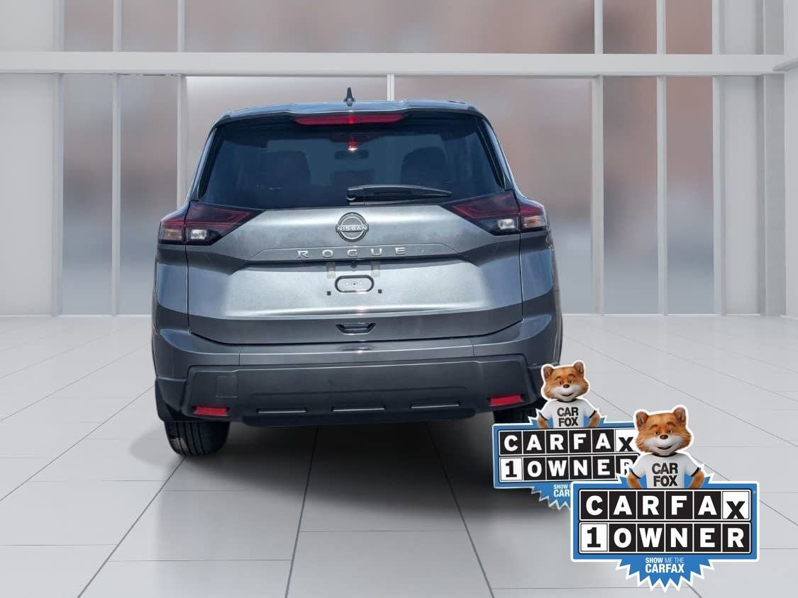 Used 2026 Nissan Rogue S FWD image 4