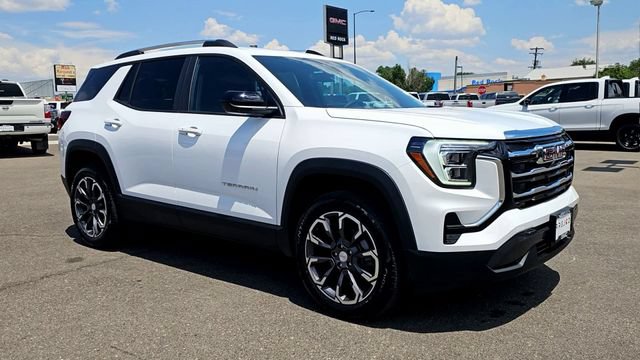 New 2027 GMC Terrain Elevation w/ Elevation Premium Package AWD/4WD image 2