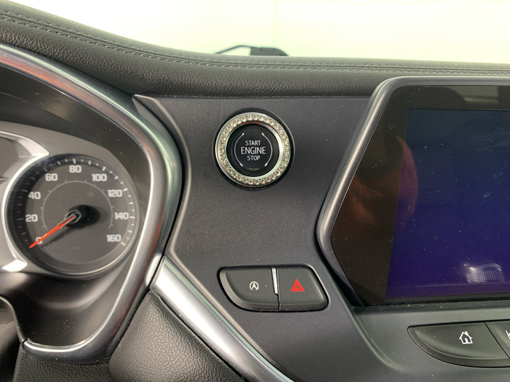 Used 2021 Chevrolet Blazer LT FWD image 18