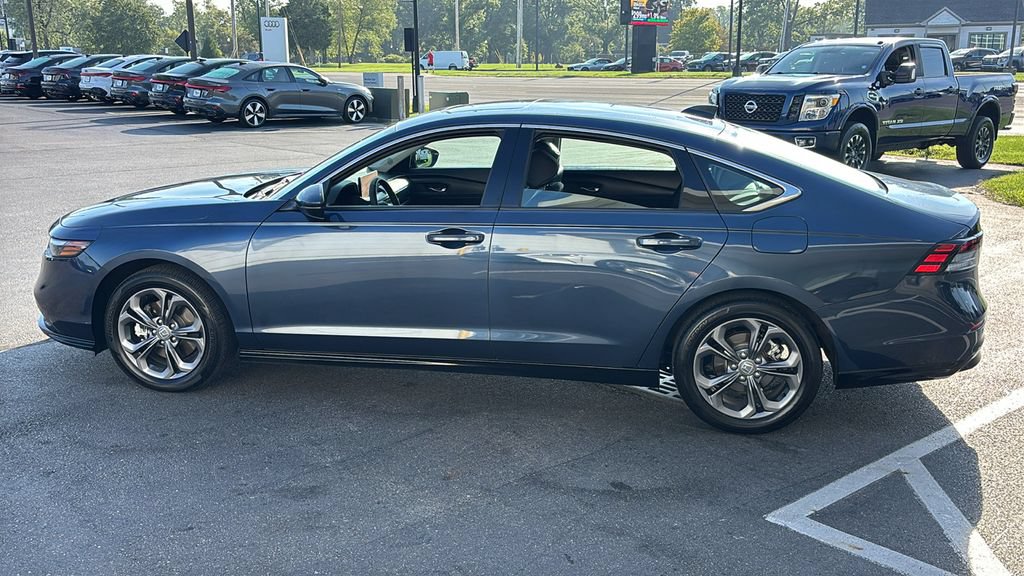 Used 2024 Honda Accord EX-L image 2