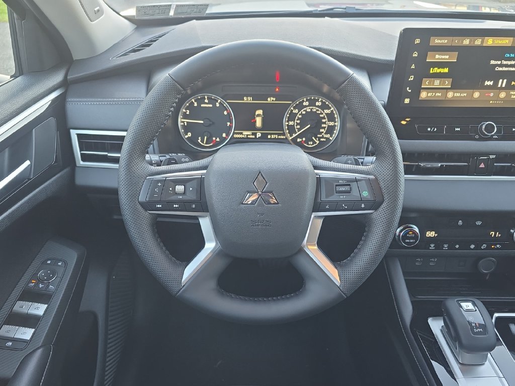 New 2026 Mitsubishi Outlander SE AWD/4WD image 15