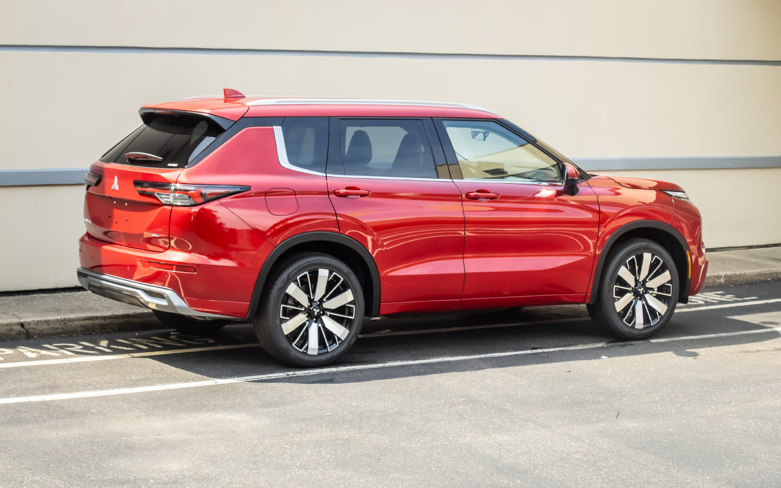 New 2026 Mitsubishi Outlander SEL AWD/4WD image 8