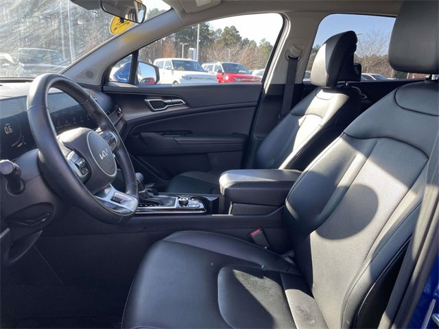 Certified 2024 Kia Sportage EX image 3