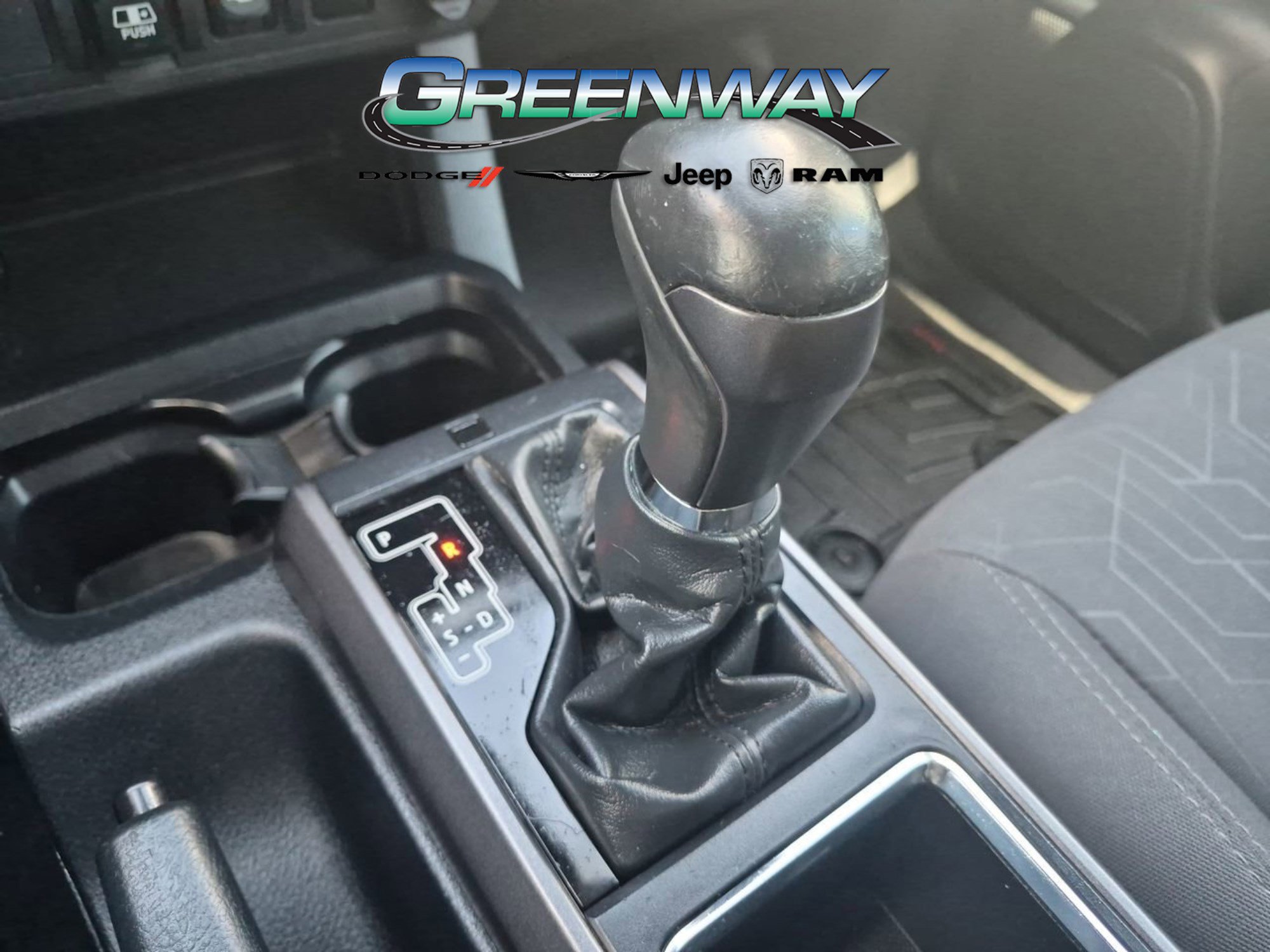 Used 2019 Toyota Tacoma TRD Sport AWD/4WD image 18