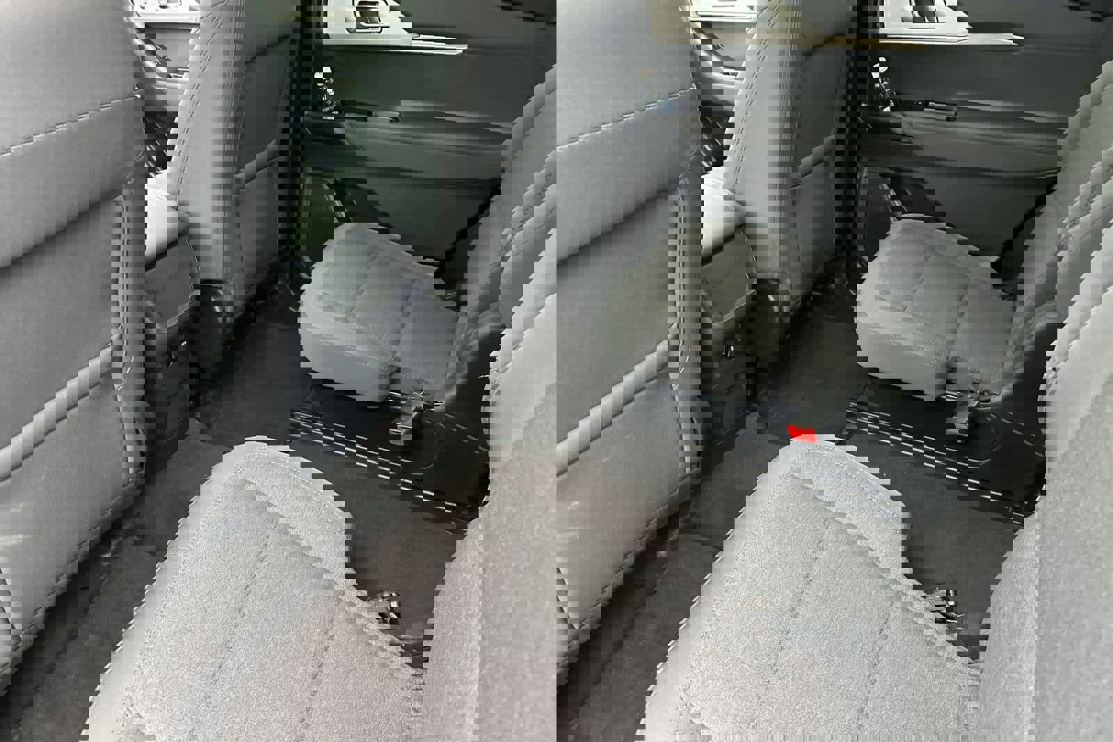 Certified 2025 Ford Explorer Active image 4