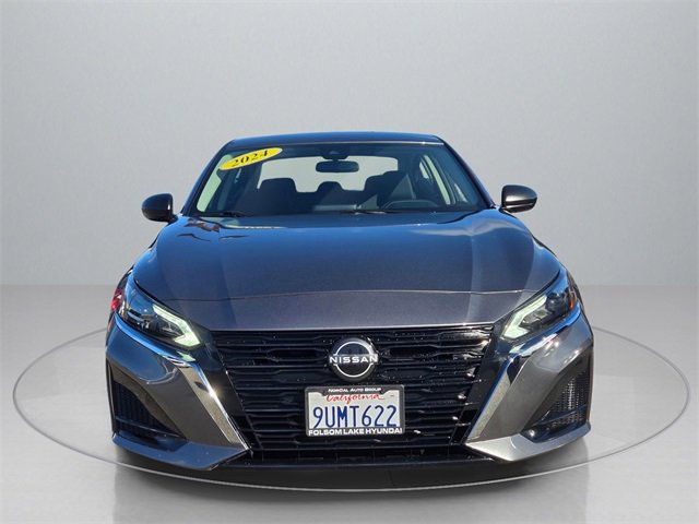 Used 2024 Nissan Altima 2.5 SV image 2