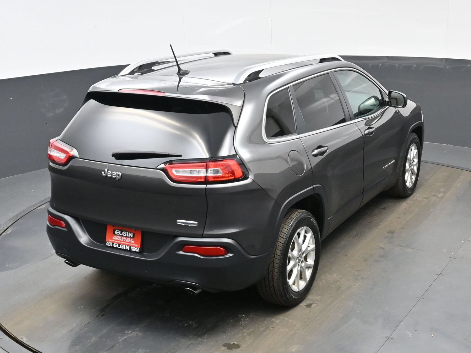 Used 2014 Jeep Cherokee Latitude FWD image 37