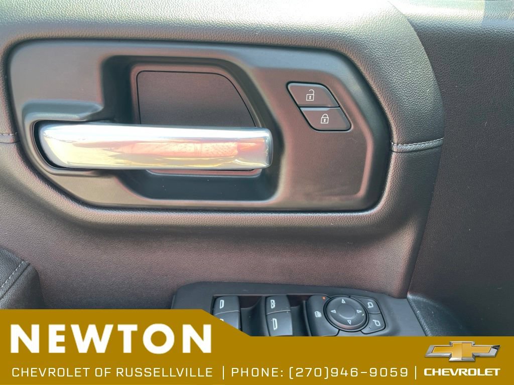 Used 2021 Chevrolet Silverado 1500 LT AWD/4WD image 9