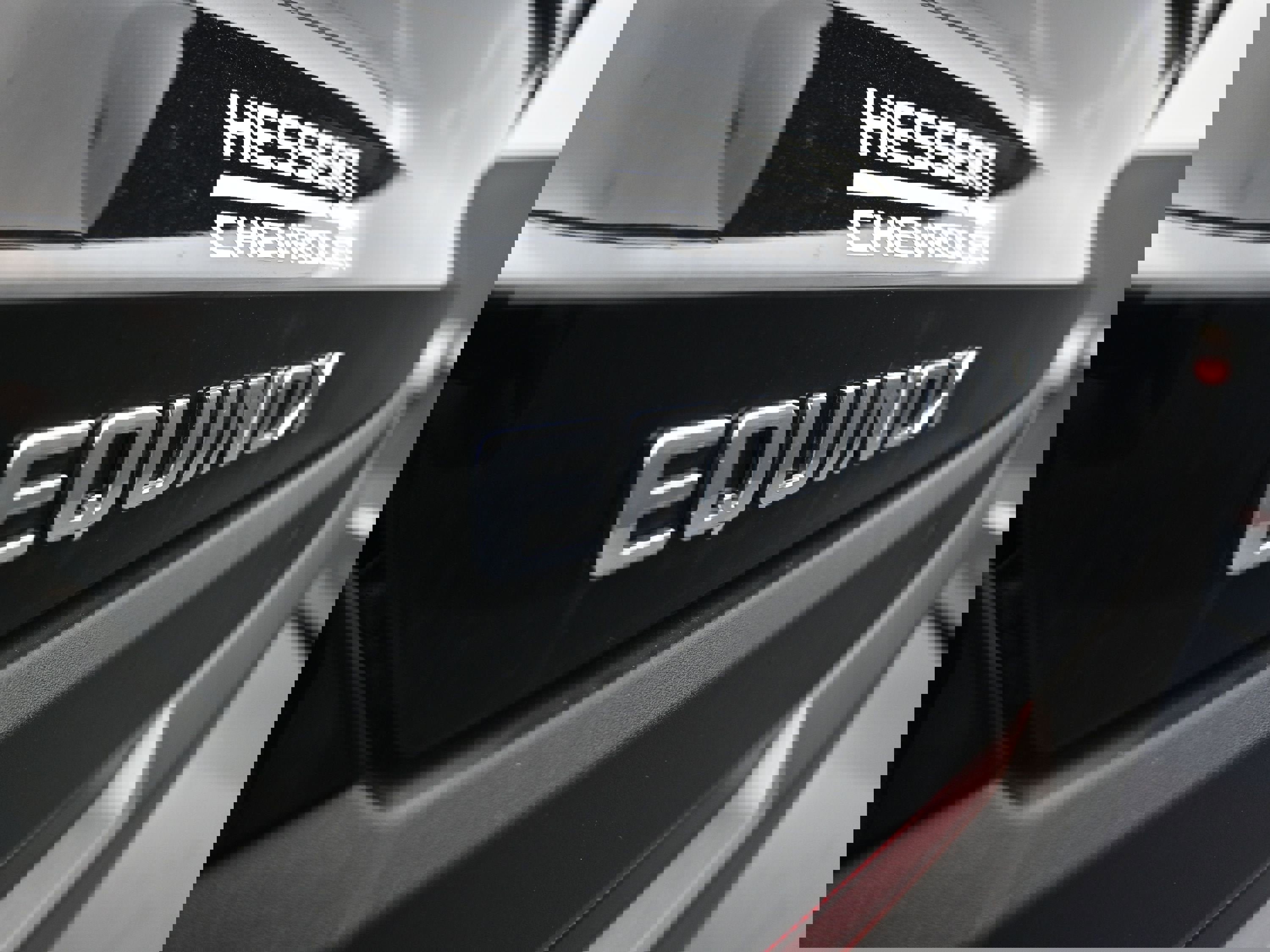 Used 2025 Chevrolet Equinox LT w/ Safety and Technology Package image 32