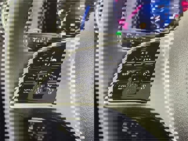 Used 2025 Mercedes-Benz GLB 250 GLB 250 image 25