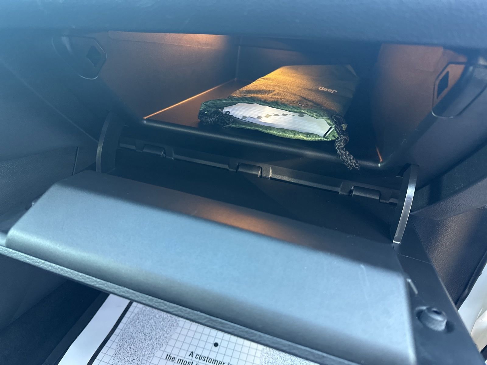 Used 2020 Jeep Cherokee Latitude Plus image 31