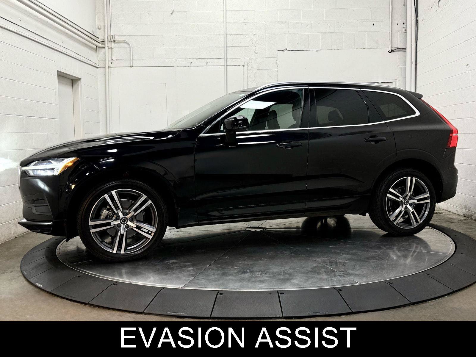 Used 2023 Volvo XC60 B5 Plus FWD image 4