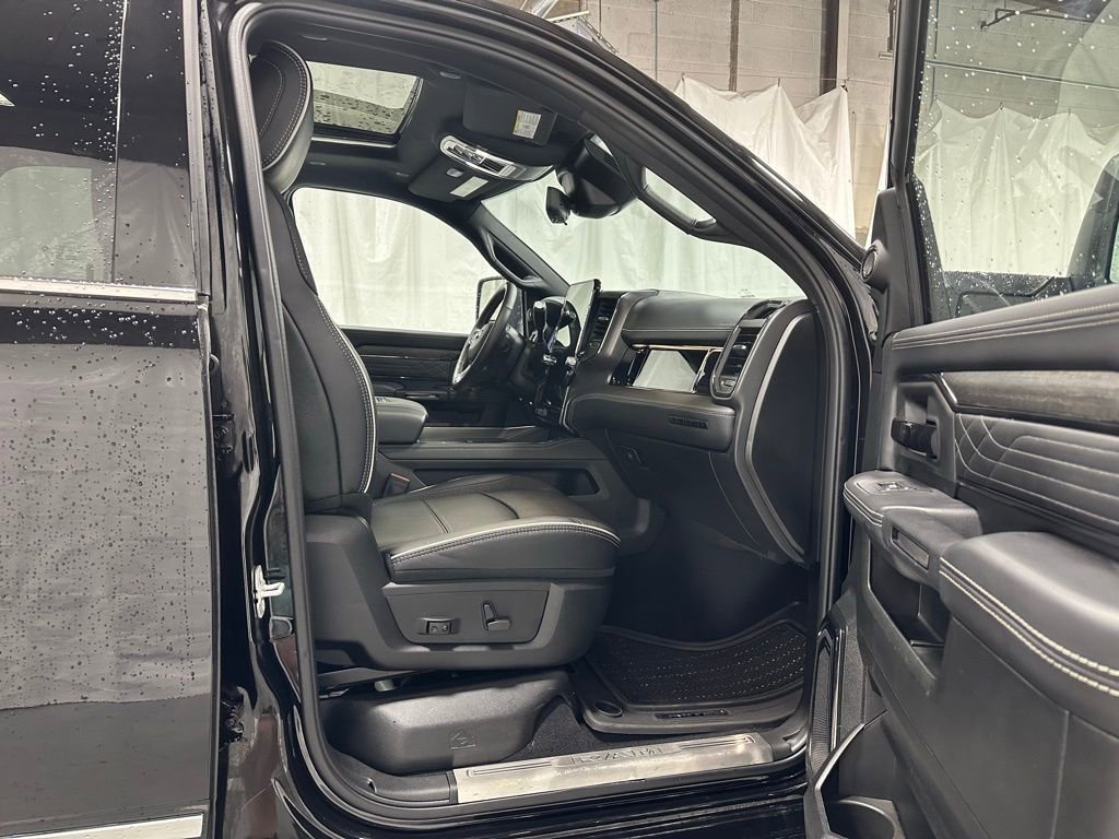 Used 2025 RAM 2500 Limited image 47