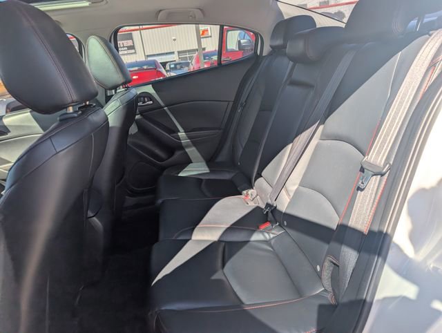 Used 2015 MAZDA MAZDA3 i Grand Touring image 16
