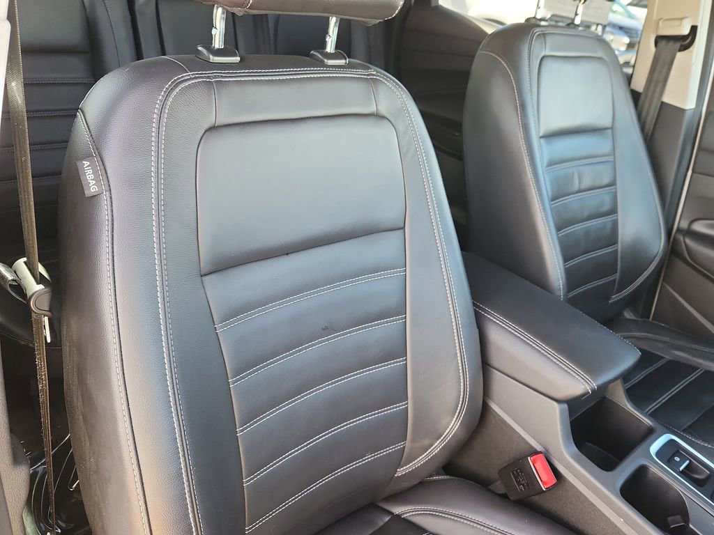 Used 2017 Ford Escape Titanium image 17